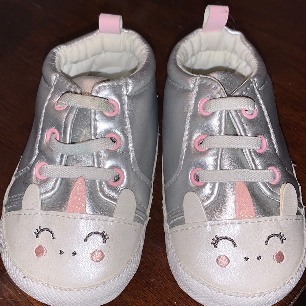 Carter’s 9-12 months Unicorn Booties